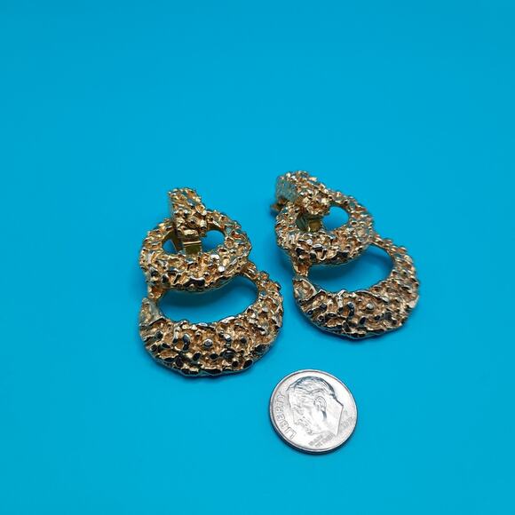Vintage Brutalist Drop Gold Tone Earrings, Gold Nugget Style, 1980s, 2 Inches - Picture 4 of 8